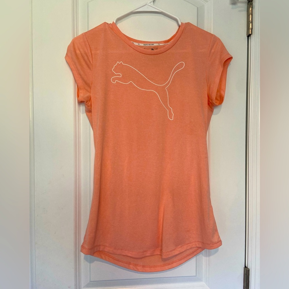 Puma Performance Cat Athletic T-shirt, size Small